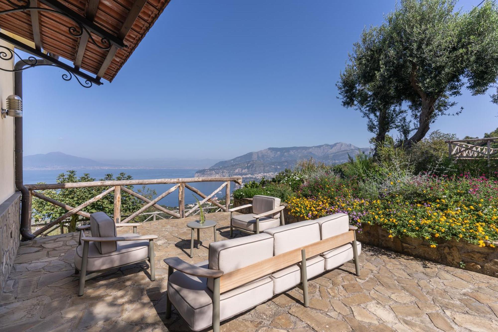 Villa Giulia Boutique Views Pool And Guest Services Sorrento Exterior foto